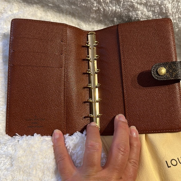 Louis Vuitton PM Agenda - Picture 7 of 9